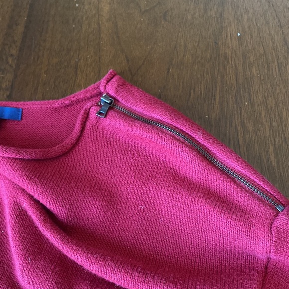 22:10 - Gap 3/4 sleeve Sweater - Picture 13 of 13